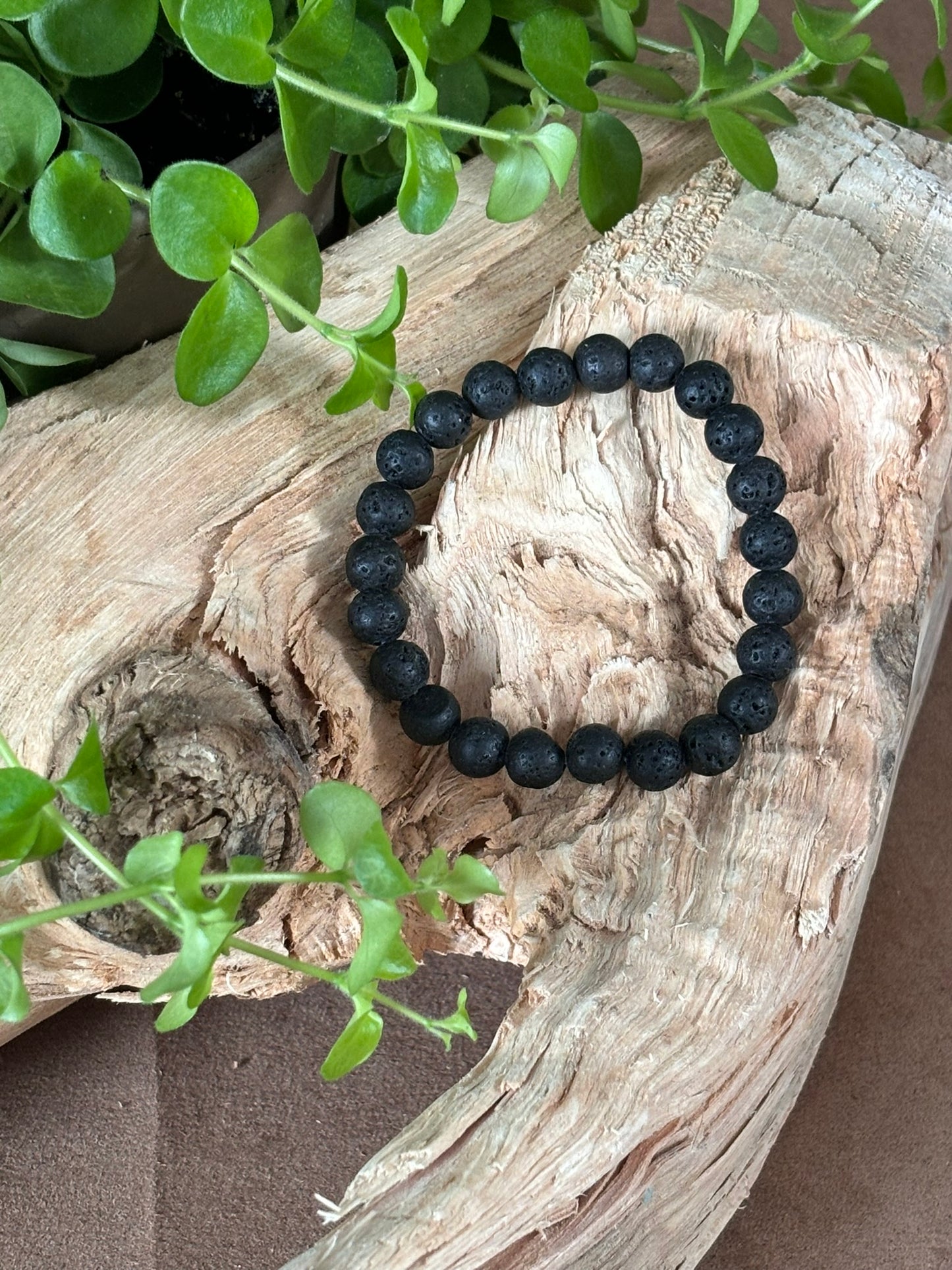Lavasteen armband 8mm
