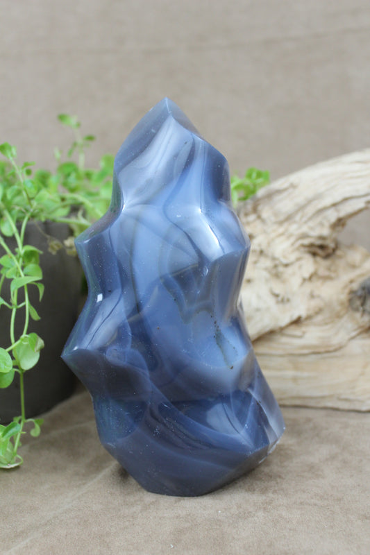 Agaat vlam – blauwgrijze sculptuur