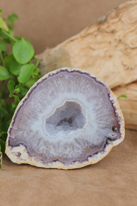 Agaatgeode uit Brazilië – twee bijpassende helften met kristalkern
