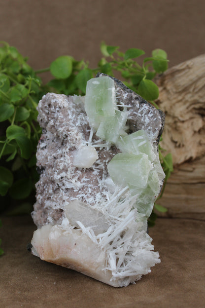 Apofyliet met stilbiet en scoleciet