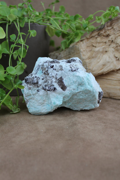 Amazoniet met mica – ruw mineraalstuk