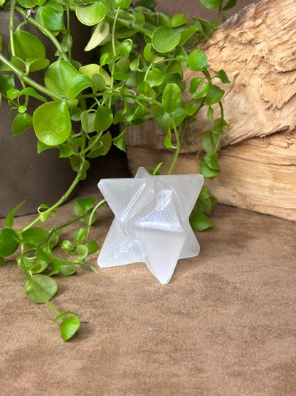 Seleniet/Satijnspaat Merkaba 4cm